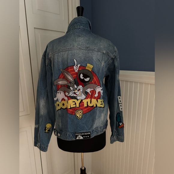 ZARA Woman Looney Tunes Denim Jacket – Bugs Bunny, Marvin the